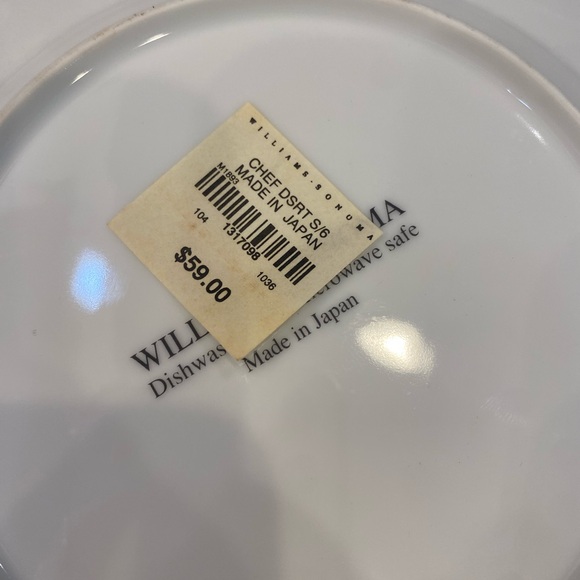 William Sonoma, French chef, cooking salad, dessert plates - Picture 7 of 11